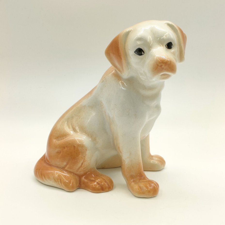Статуэтка "Щенок лабрадора", фаянс, роспись, Румыния, 1960-1980 гг.