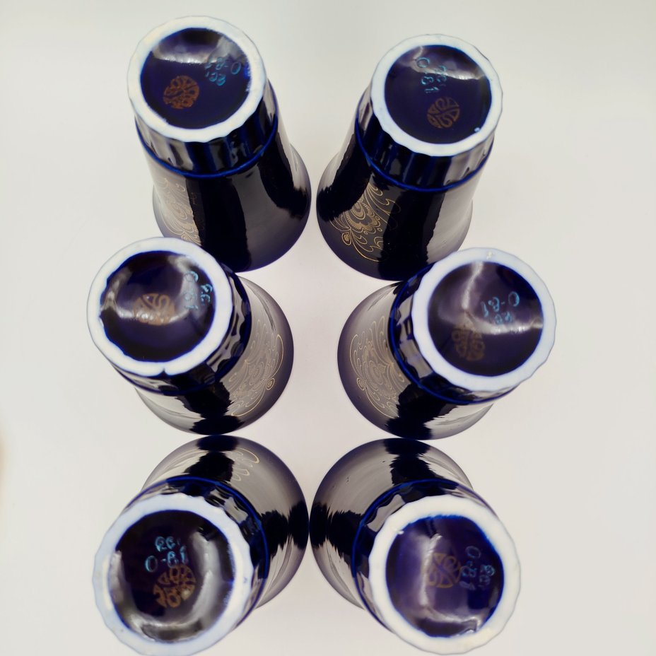 Набор из шести стаканов с растительным декором в коробке, фарфор, крытье кобальтом, золочение, Бронницкий завод фарфоровых изделий «Возрождение», СССР, 1980-1990 гг.