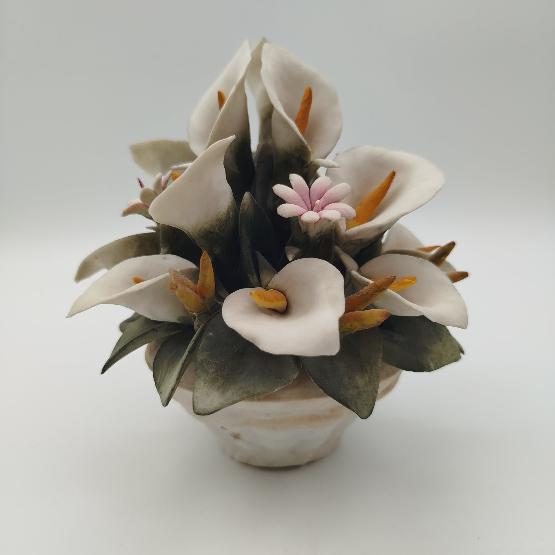 Статуэтка "Цветочная корзина", Capodimonte (Каподимонте)