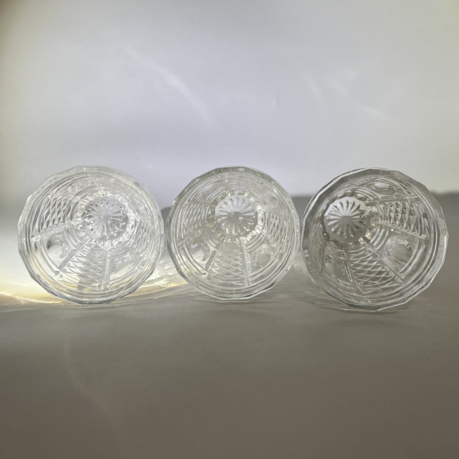 Набор из 3-х стаканов с геометрическим декором, хрусталь, пресс, Дятьковский хрустальный завод, СССР, 1970-1990 гг.