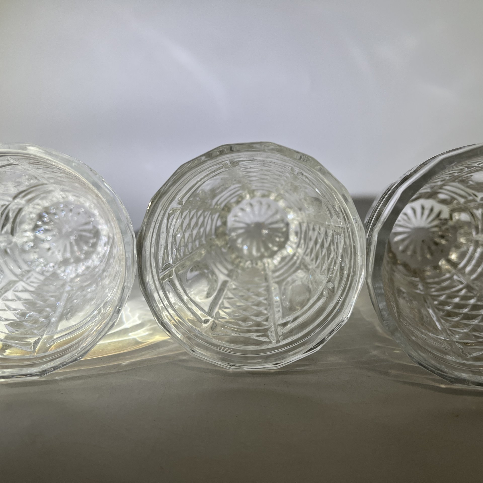 Набор из 3-х стаканов с геометрическим декором, хрусталь, пресс, Дятьковский хрустальный завод, СССР, 1970-1990 гг.