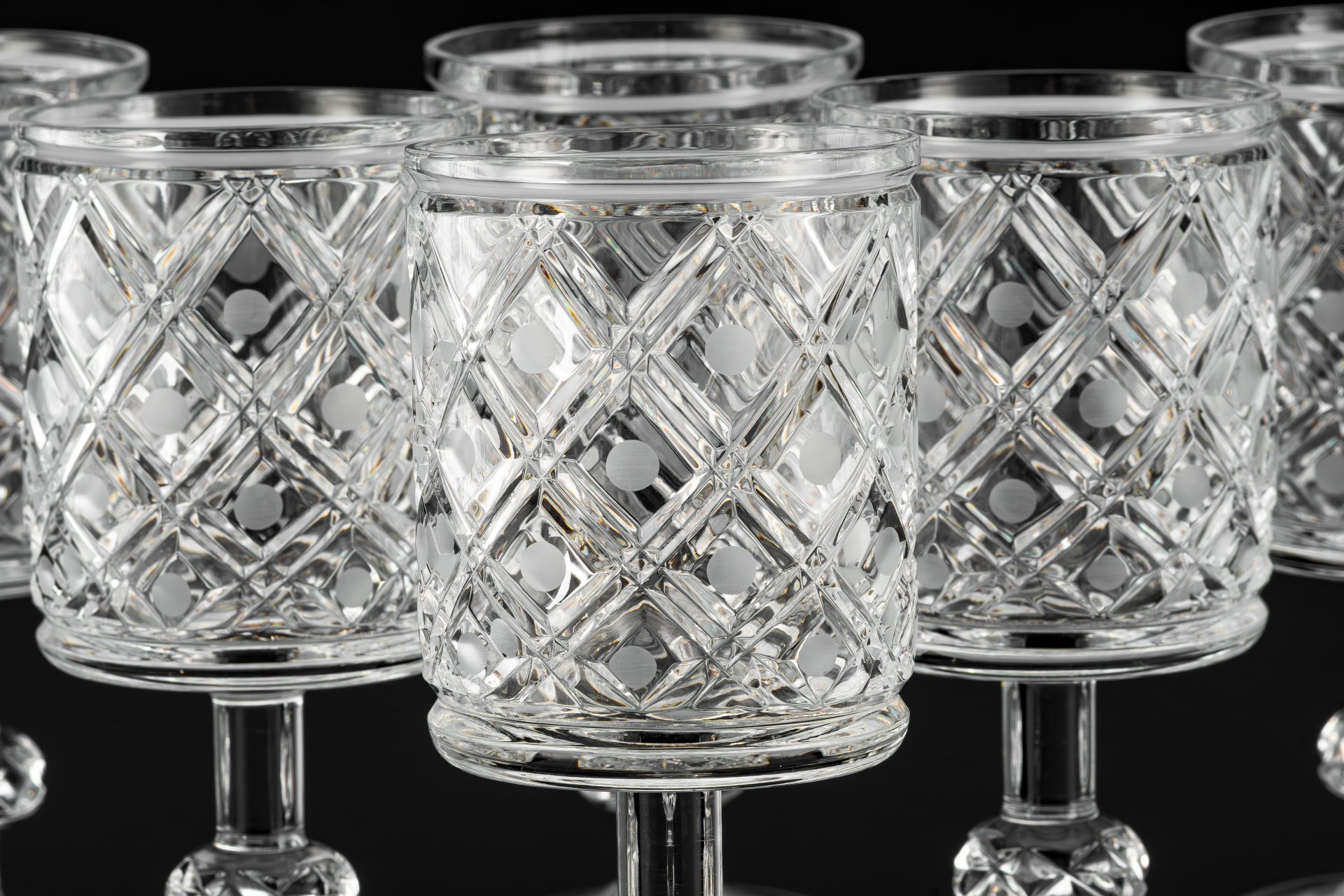Набор из шести бокалов (фужеров) из сервиза "Новогодний", автор Л.О. Юрген, хрусталь, алмазная грань, Ленинградский завод художественного стекла (ЛЗХС), СССР, 1970-1990 гг.