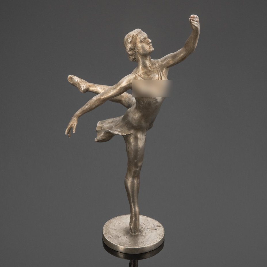 Скульптура «Балерина», скульптор В. Сычёв, Завод художественного литья «Монументскульптура» (ЛЗХЛ)