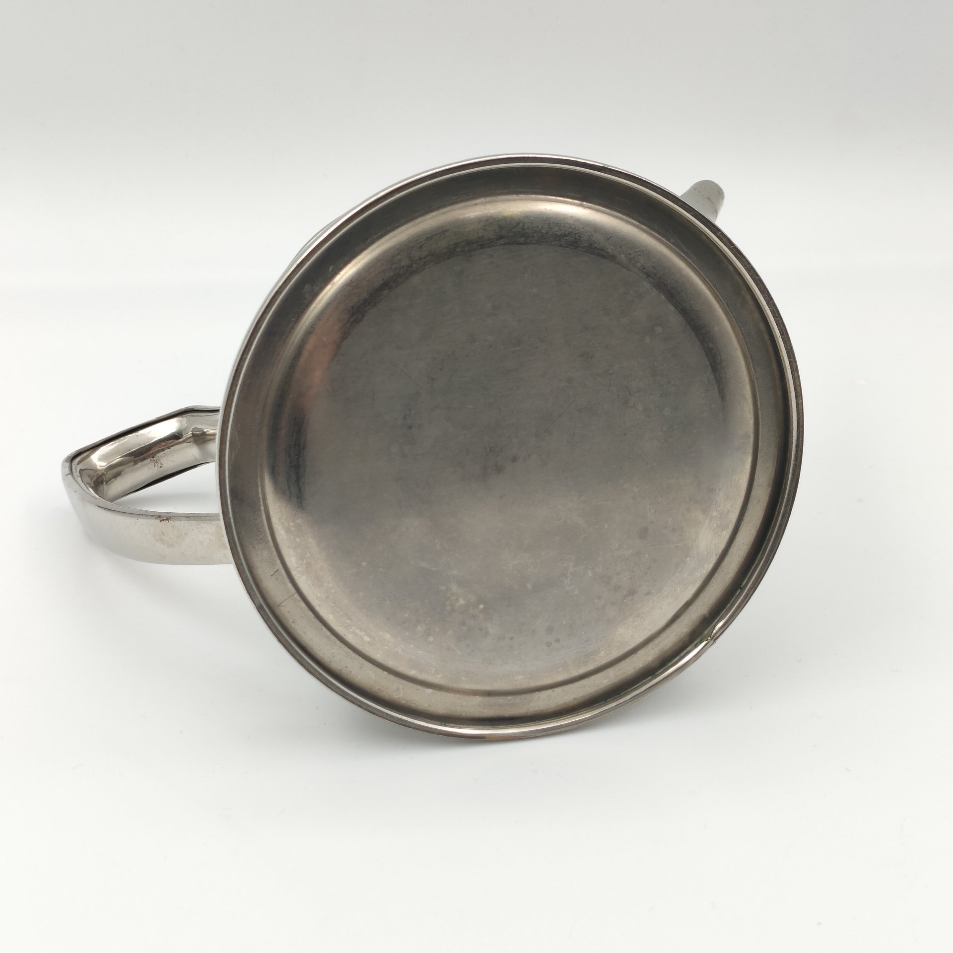 Кофейник лаконичной формы, металл, покрытие серебристого цвета, Европа, 1950-1970 гг.