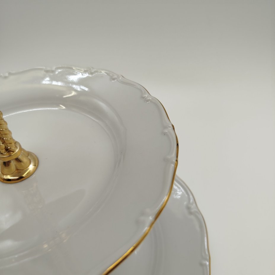 Конфетница - этажерка трехъярусная с фигурным кантом, фарфор, пластик, золочение, Moritz Zdekauer (MZ), Чехословакия, 1945-1970 гг.