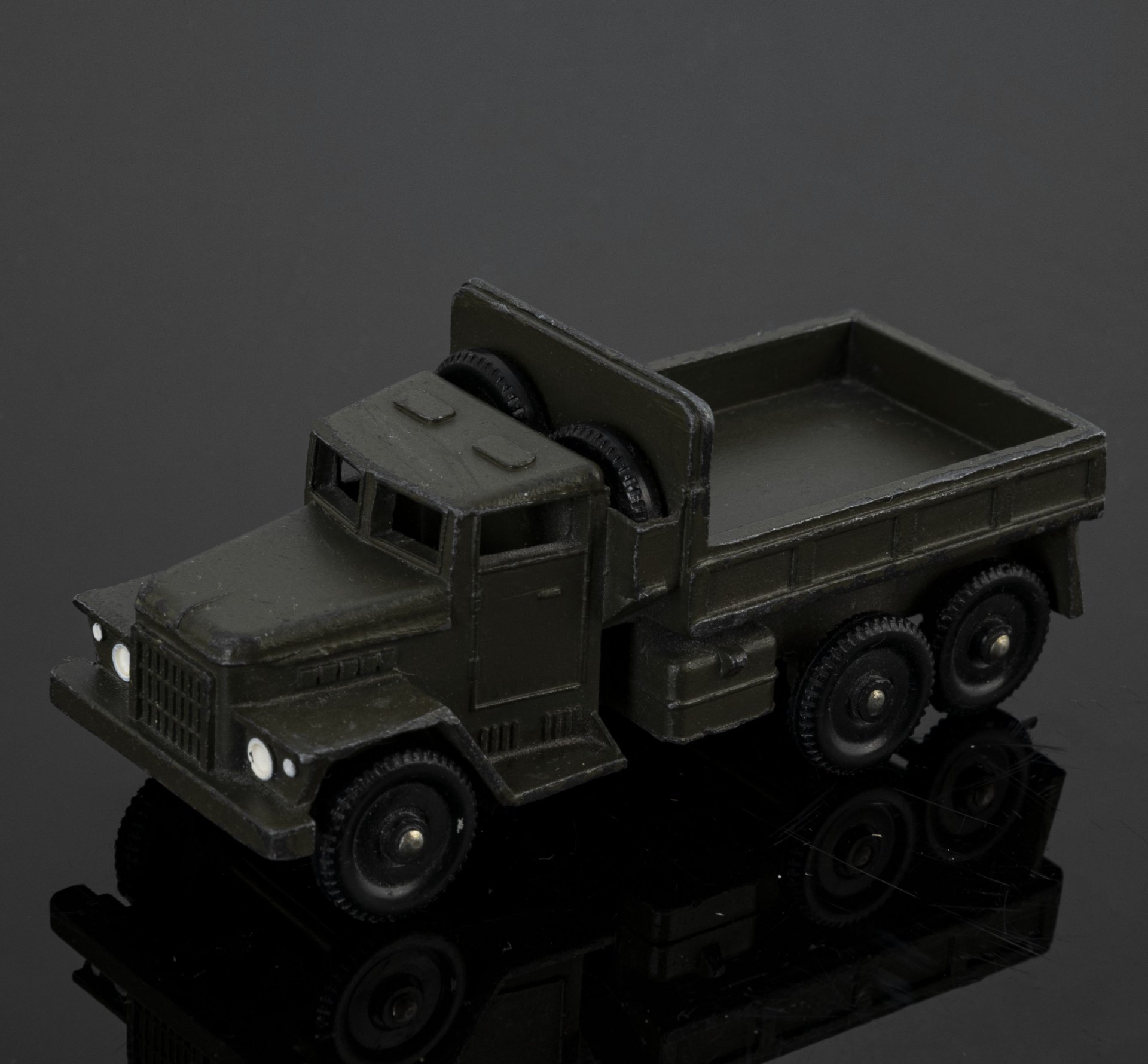 Масштабная модель "Автомобиль грузовой" из серии "Военная техника", Тульский патронный завод (ТПЗ)