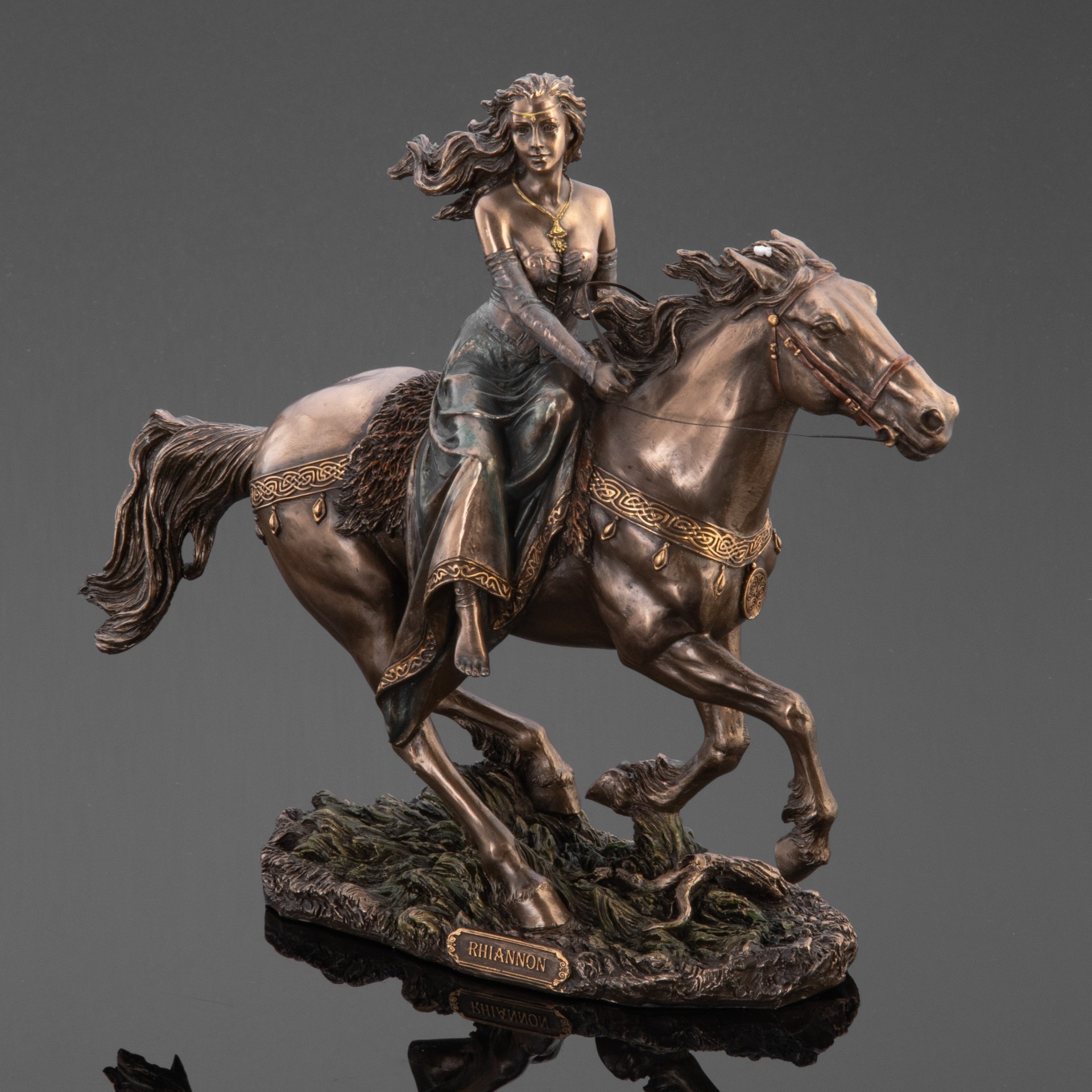 Статуэтка "Рианнон - богиня лошадей" Veronese, полистоун, Тайвань, 2023 г.