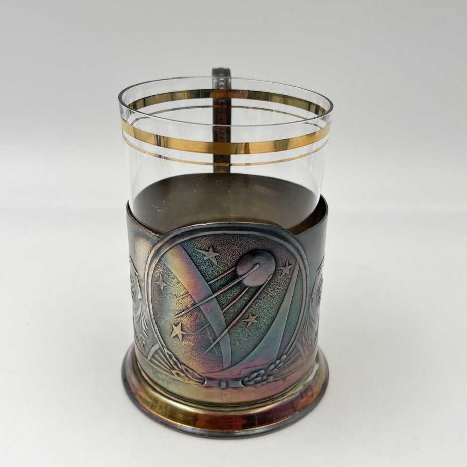 Подстаканник «Спутник» в комплекте со стаканом, мНЦ (медь-никель-цинк), стекло, Мстерский завод художественных изделий «Ювелир», СССР, 1972 г.