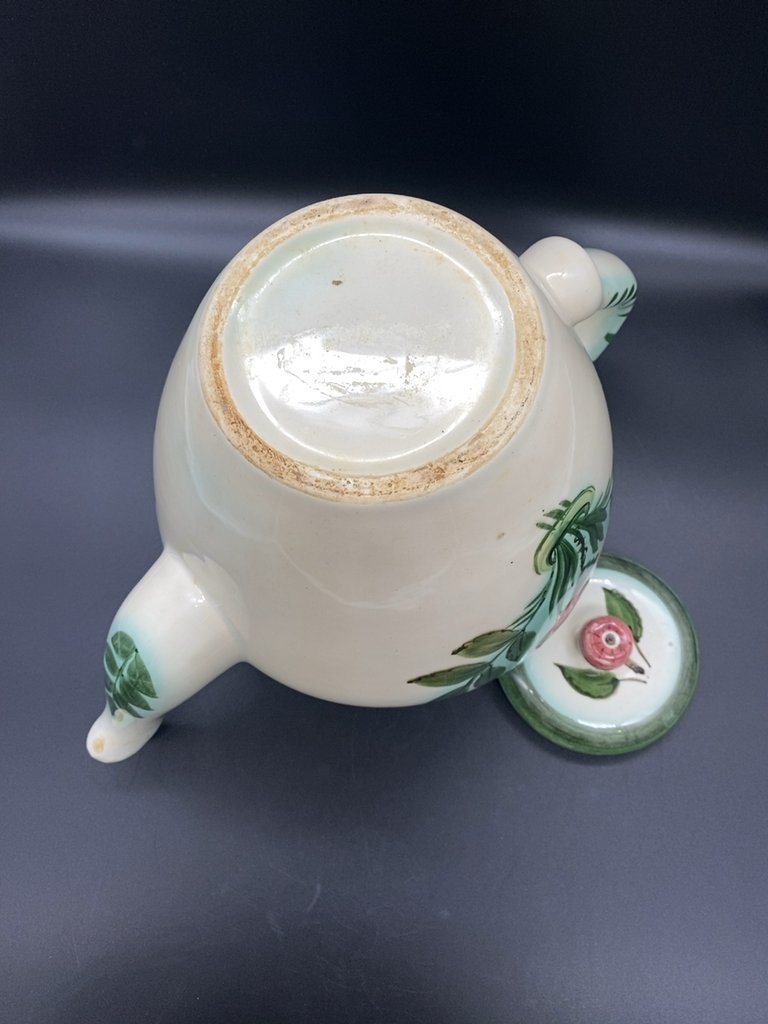Чайник доливной с цветочным декором