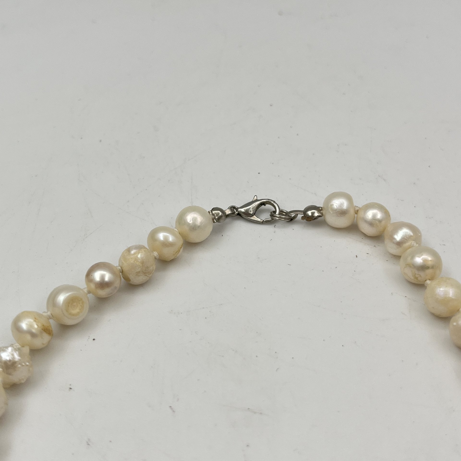 Колье винтажное перламутрового оттенка, натуральный жемчуг, сплав металлов