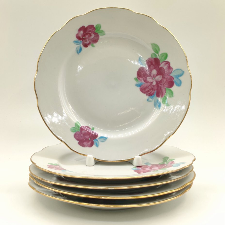 Набор из 5-ти десертных тарелок с цветочным декором, фарфор, деколь, золочение, Дулевский фарфоровый завод (Дулёво), СССР, 1968-1991 гг.