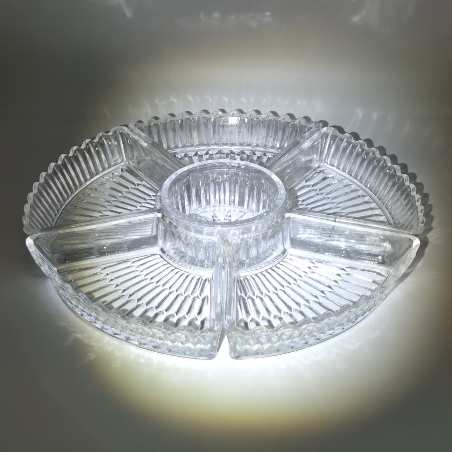 Менажница шестисекционная с рифленой поверхностью, хрусталь, пресс, СССР, 1970-1990 гг.