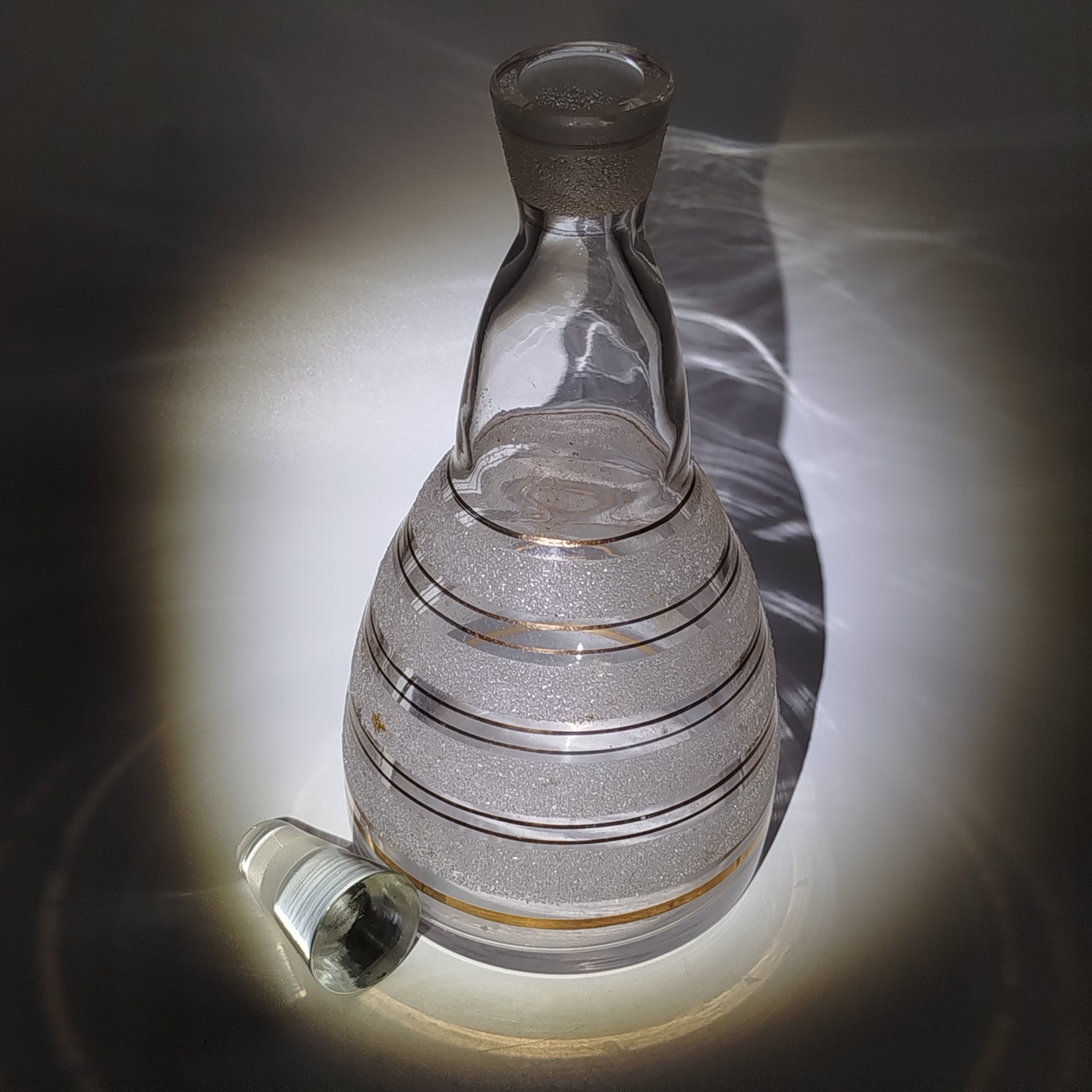 Штоф (графин), декорированный фактурными элементами