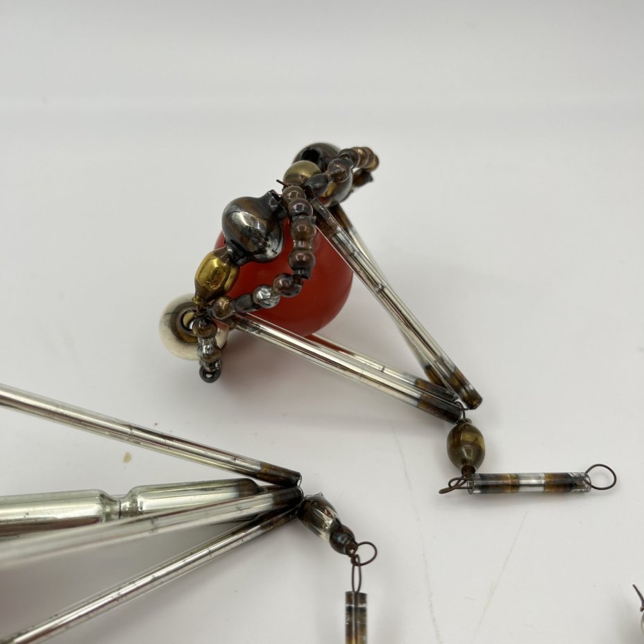 Набор елочных игрушек в виде спутников и насекомых, стекло, краска, металл, Завод «Лаборприбор», СССР, 1940-1960 гг.