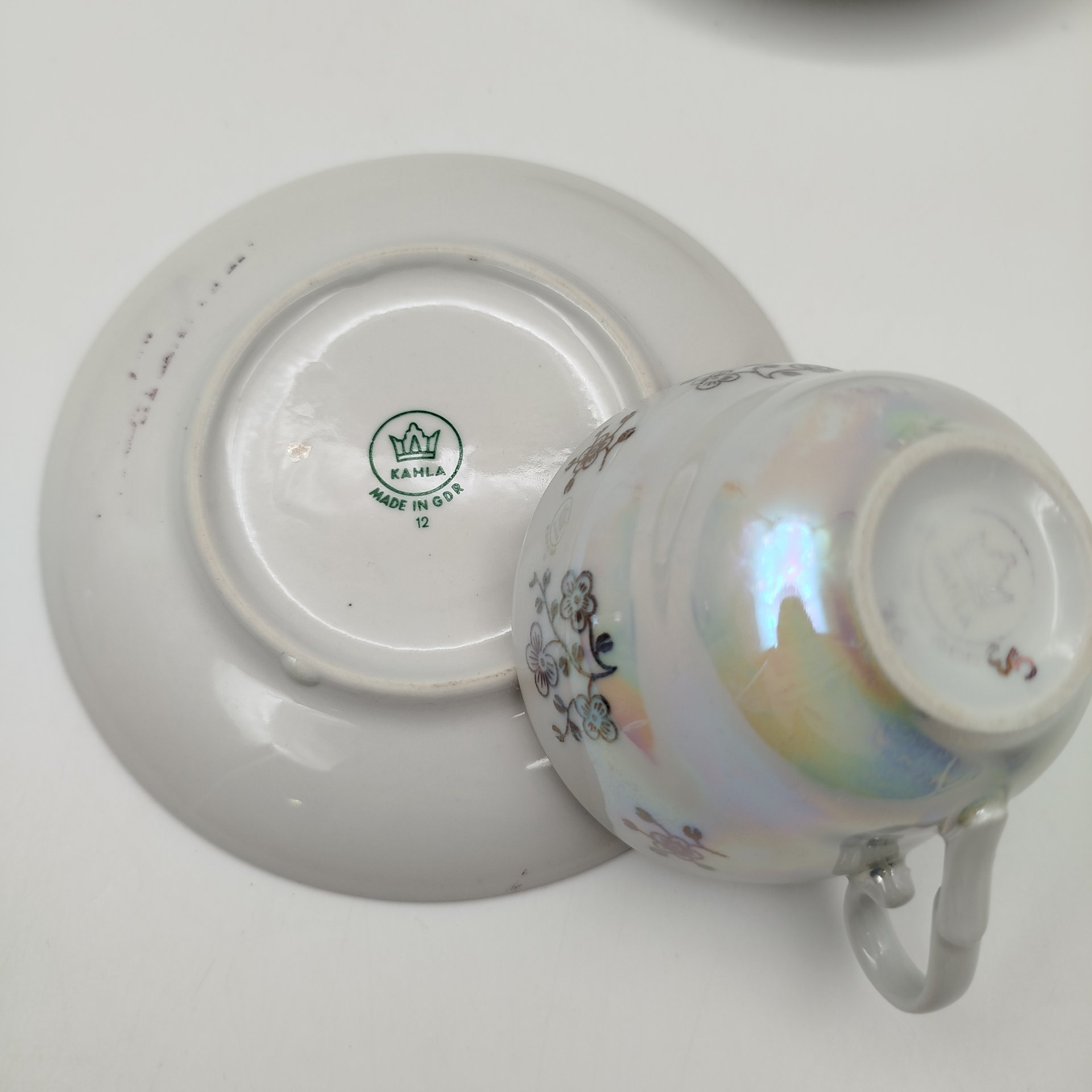 Набор кофейный "Мадонна" в подборе (2 кофейные пары, кофейник и молочник), фарфор, деколь, люстр, золочение, Kahla, ГДР, 1960-1990 гг.