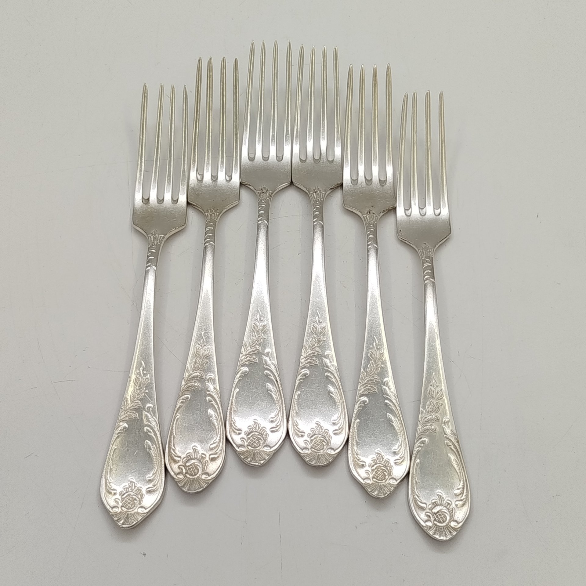 Набор из 6-ти вилок с растительным декором