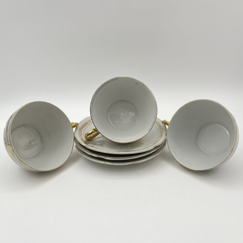 Набор чайных пар с цветочным и геометрическим декором на 3 персоны