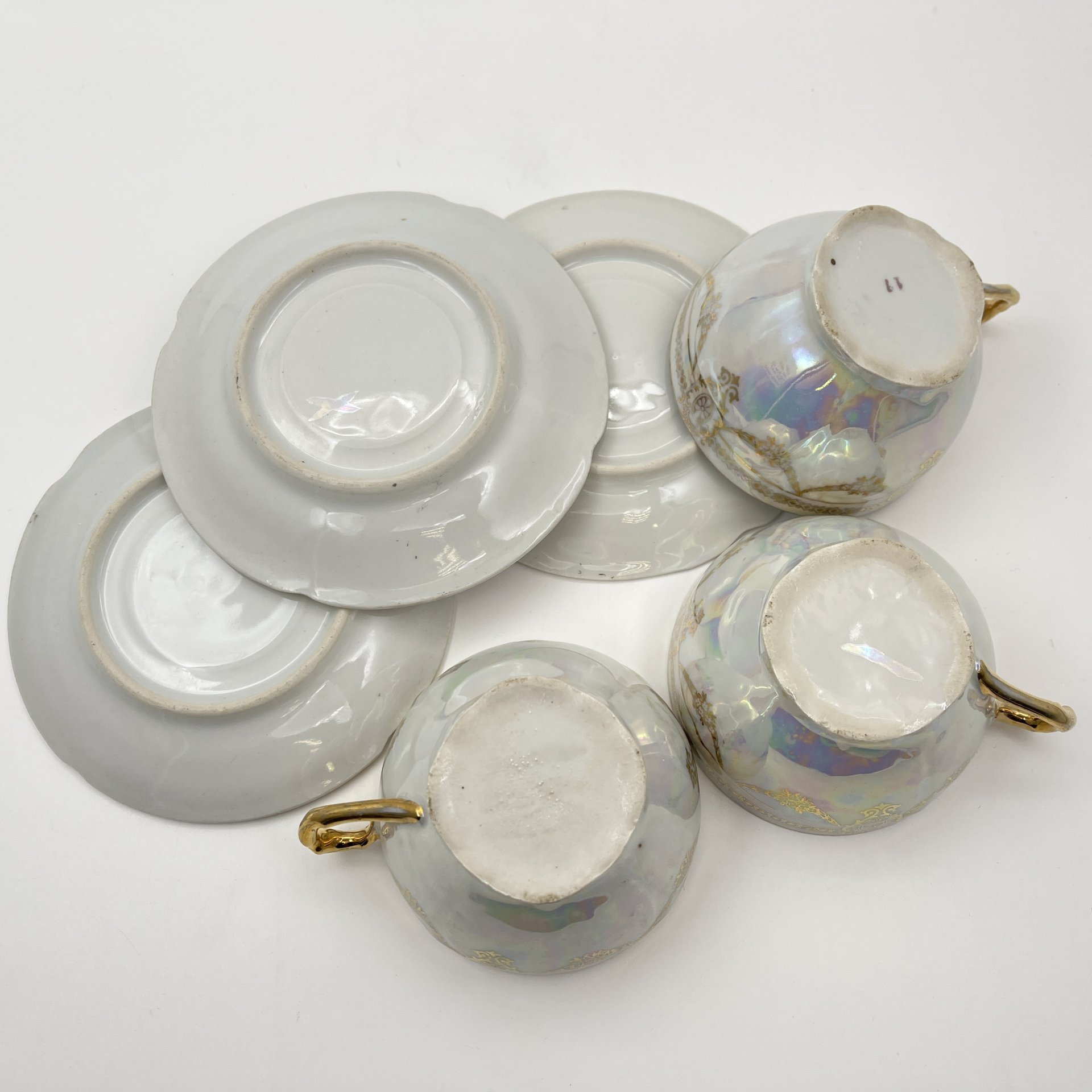 Набор чайных пар с цветочным и геометрическим декором на 3 персоны, фарфор, люстр, золочение, Европа, 1950-1970 гг.