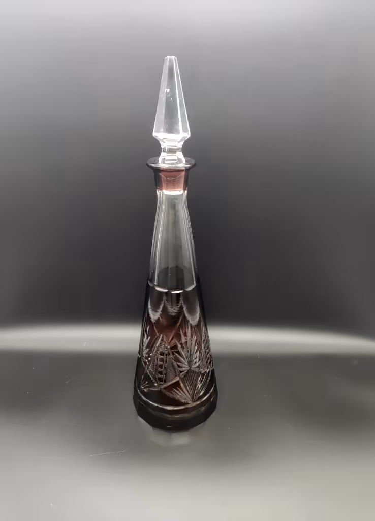 Графин (штоф) конусообразной формы, Гусевской хрустальный завод (Гусь-Хрустальный)