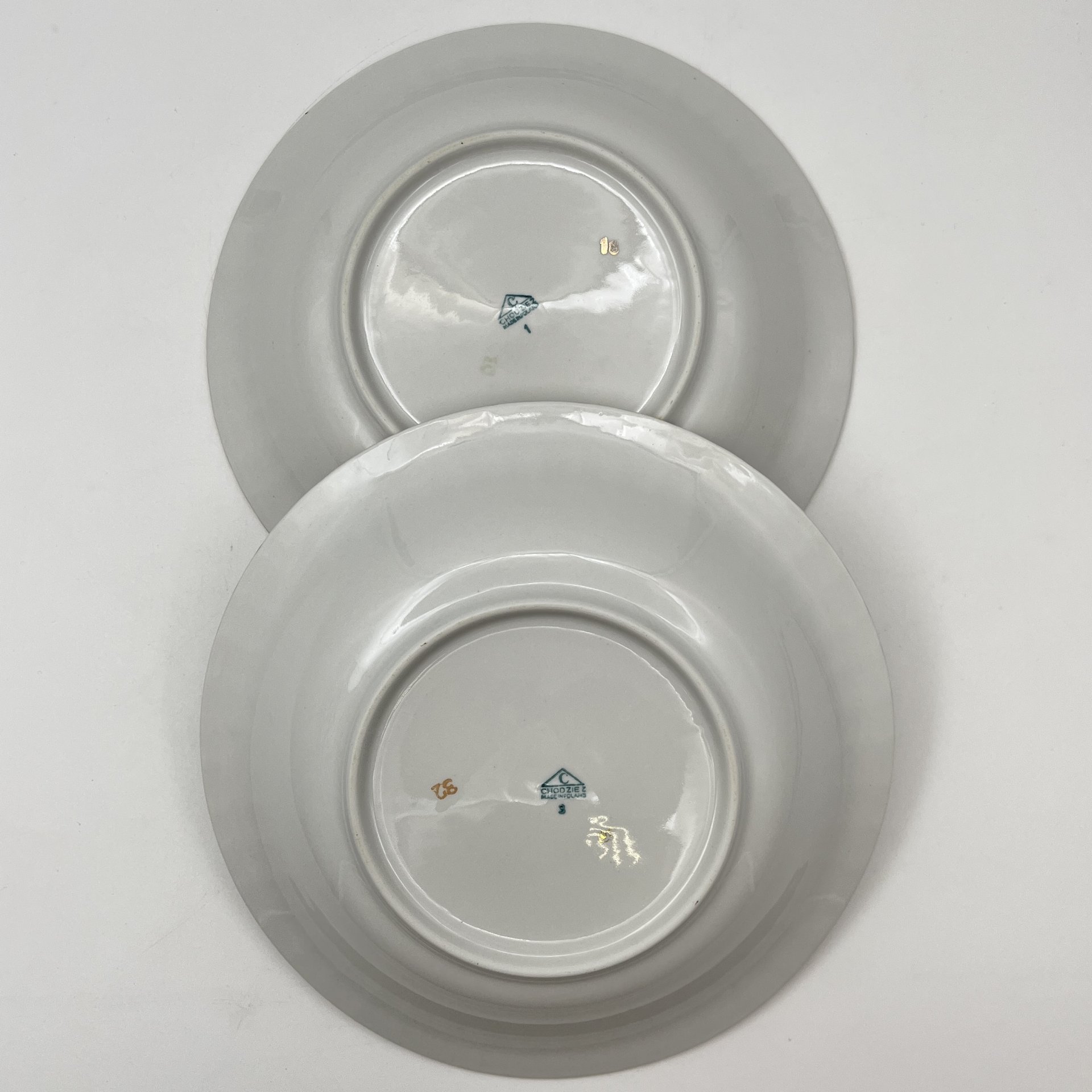 Набор из 6-ти суповых тарелок, украшенных изображением розы