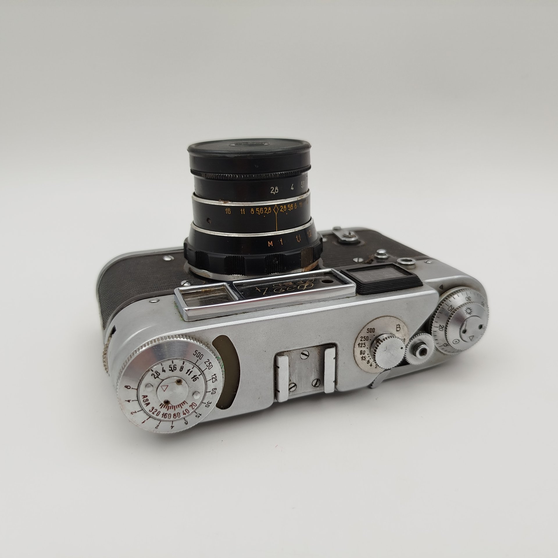 Фотоаппарат пленочный "ФЭД-4" с объективом "Индустар-61 л/д", металл, стекло, пластик, кожа, Харьковский машиностроительный завод им. Дзержинского (ФЭД), Харьковский машиностроительный завод им. Дзержинского (ФЭД)