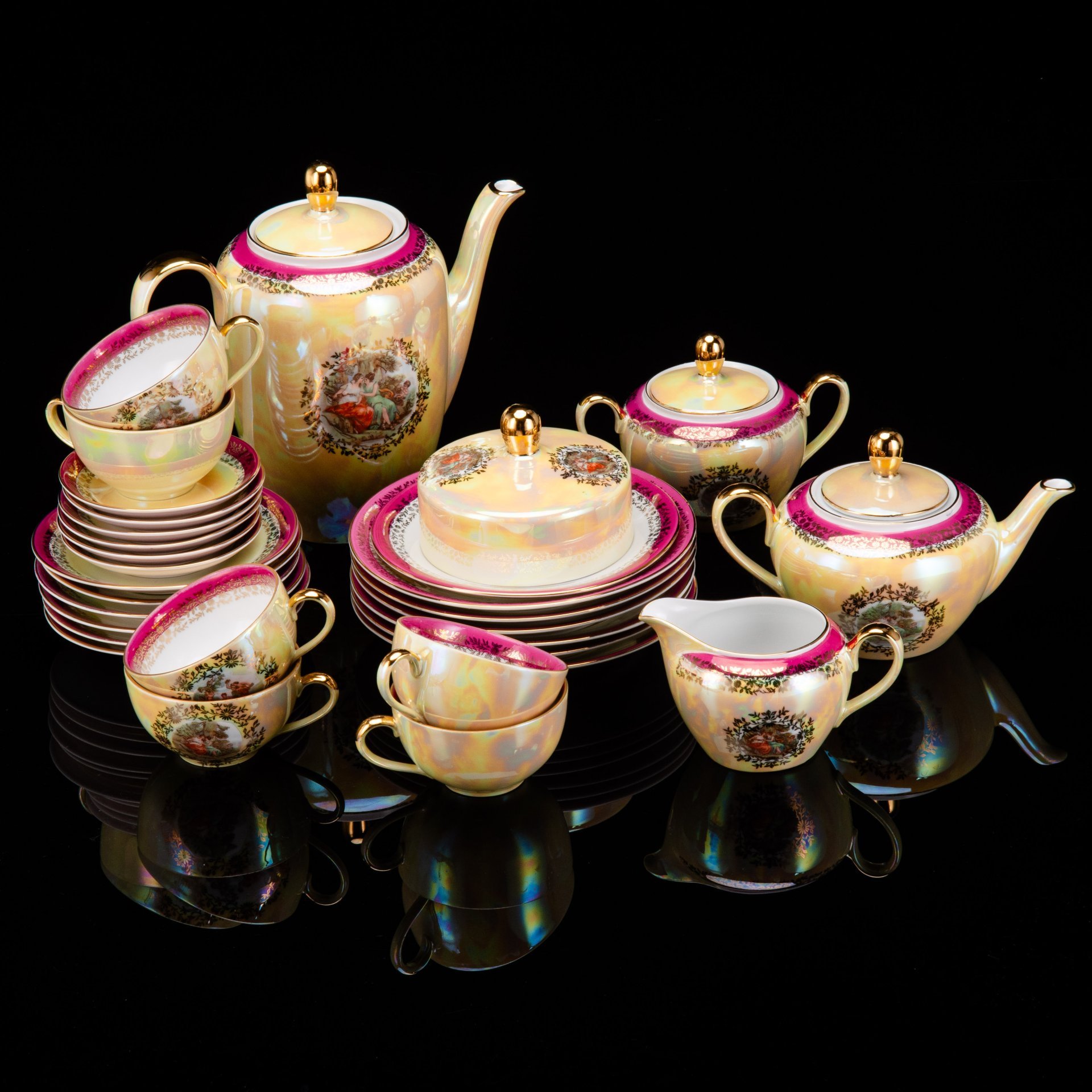 Сервиз чайно-кофейный "Мадонна" на 6 персон (28 предметов), фарфор, деколь, люстр, золочение, Fortuna Eisenberg, ГДР, 1960-1973 гг.