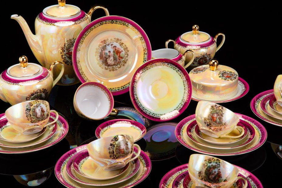 Сервиз чайно-кофейный "Мадонна" на 6 персон (28 предметов), фарфор, деколь, люстр, золочение, Fortuna Eisenberg, ГДР, 1960-1973 гг.