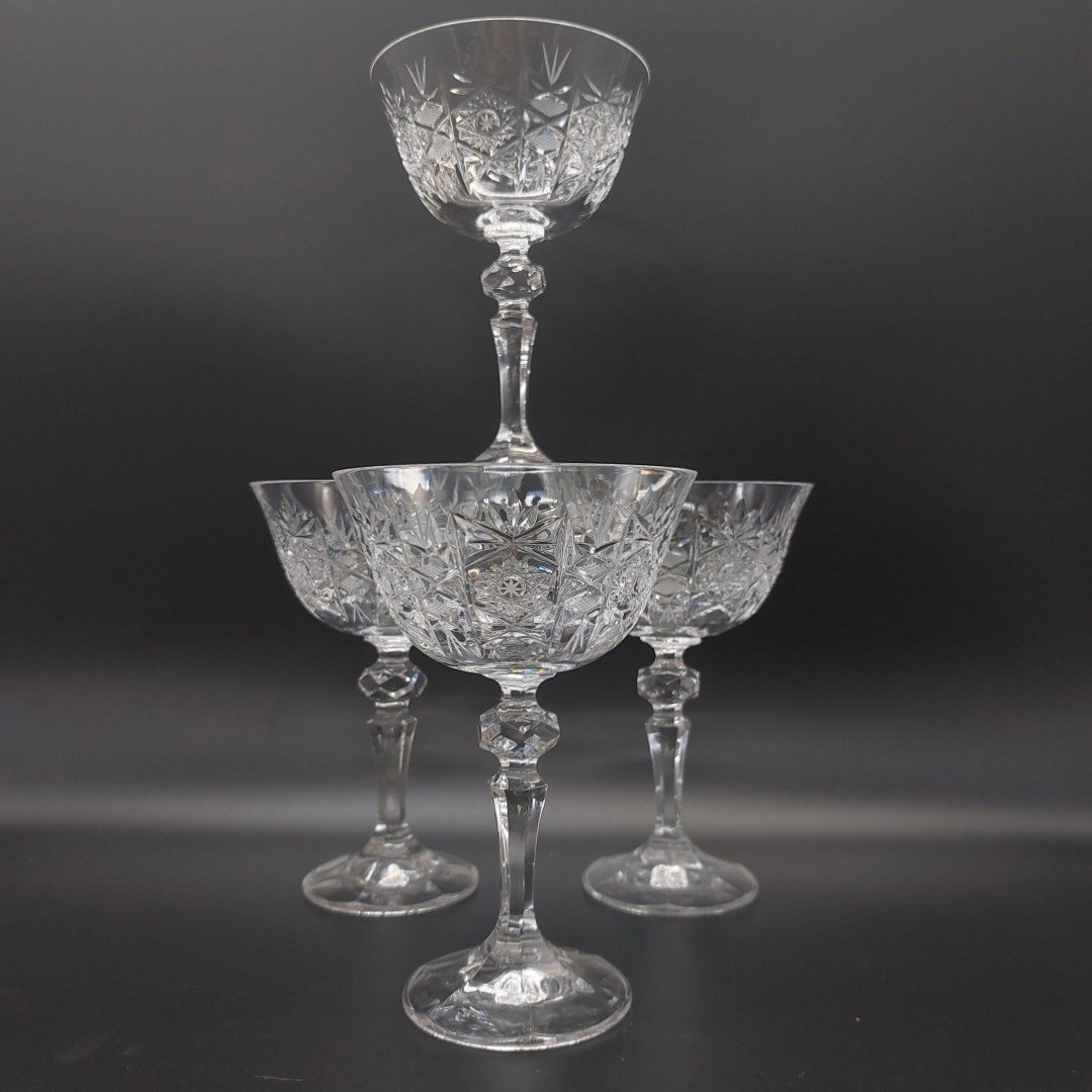 Набор бокалов с рельефным декором на 4 персоны, Bohemia Crystal (Bohemia Glass)