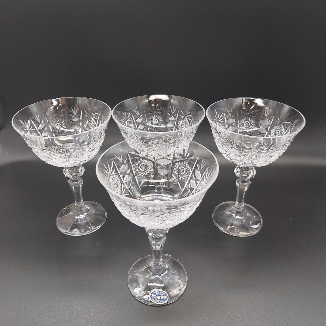 Набор бокалов с рельефным декором на 4 персоны, Bohemia Crystal (Bohemia Glass)