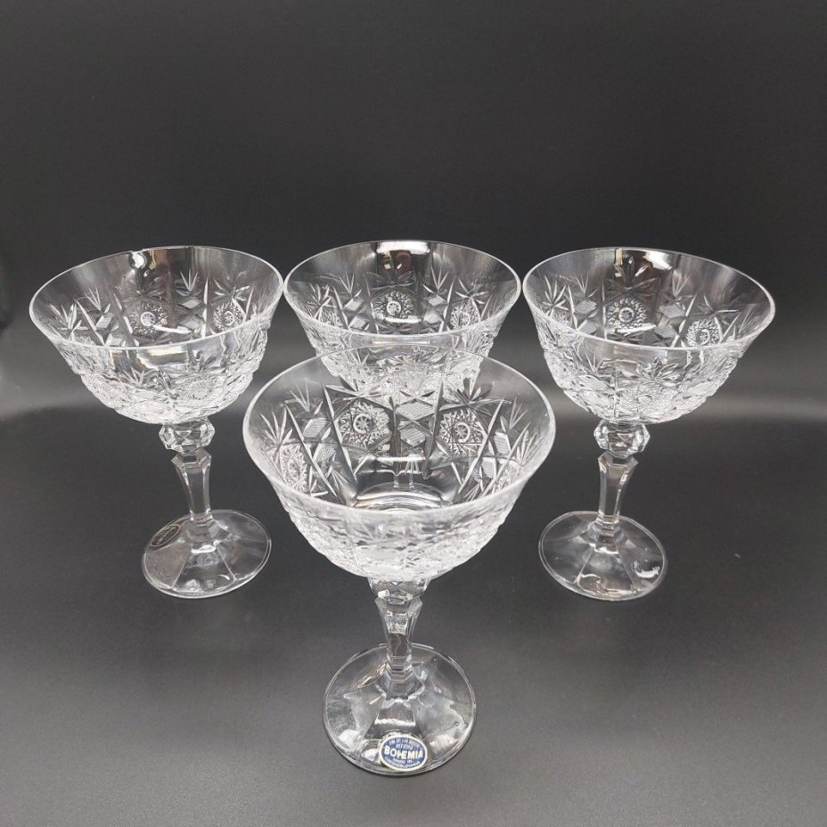 Набор бокалов с рельефным декором на 4 персоны, Bohemia Crystal (Bohemia Glass)
