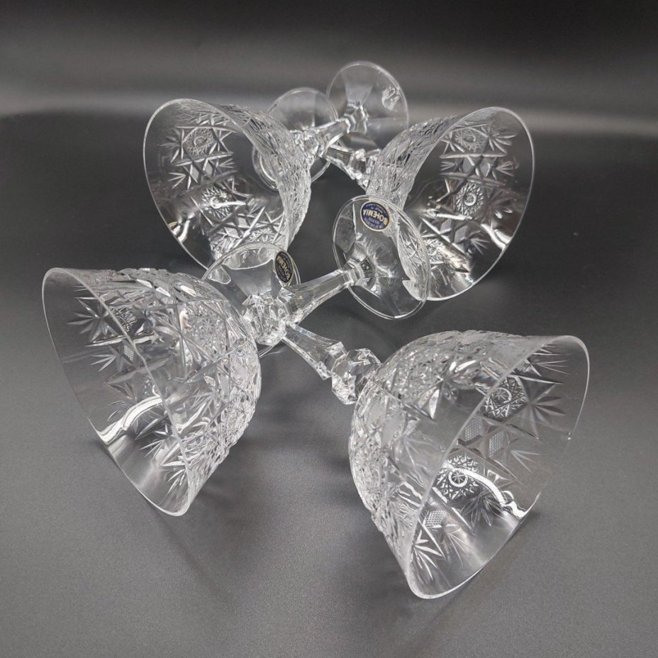 Набор бокалов с рельефным декором на 4 персоны, Bohemia Crystal (Bohemia Glass)