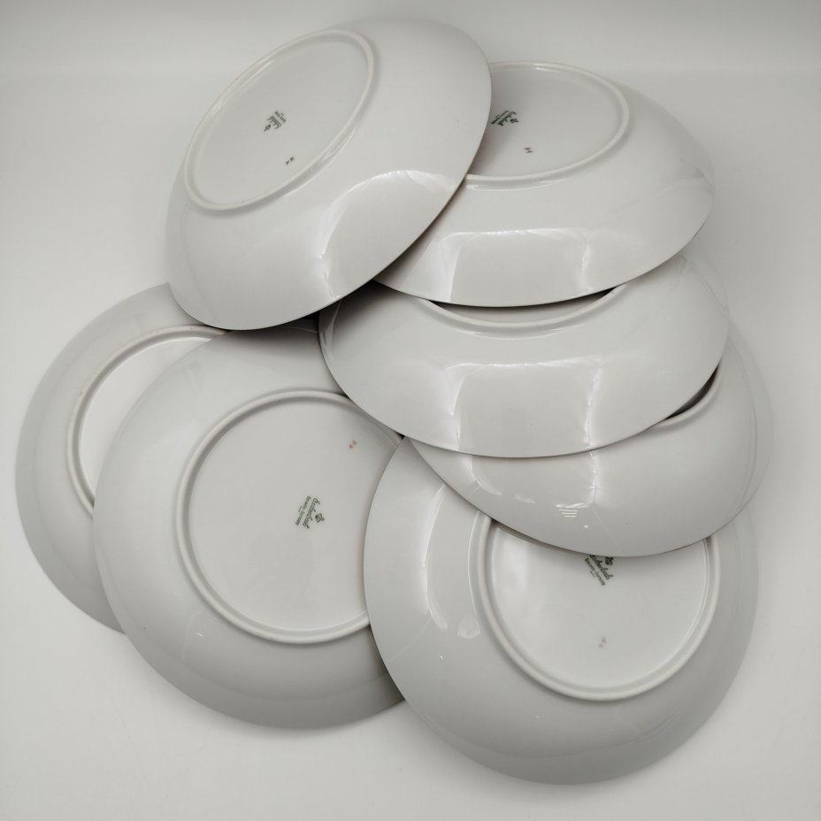 Набор тарелок с лаконичным декором на 7 персон, фарфор, золочение, Eschenbach, Германия, 1950-1970 гг.