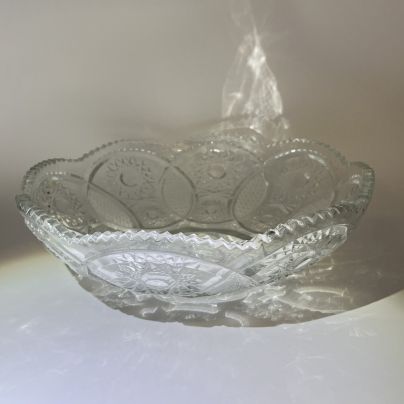 Фруктовница (большой салатник) с абстрактным резным декором, хрусталь, СССР, 1970-1990 гг.
