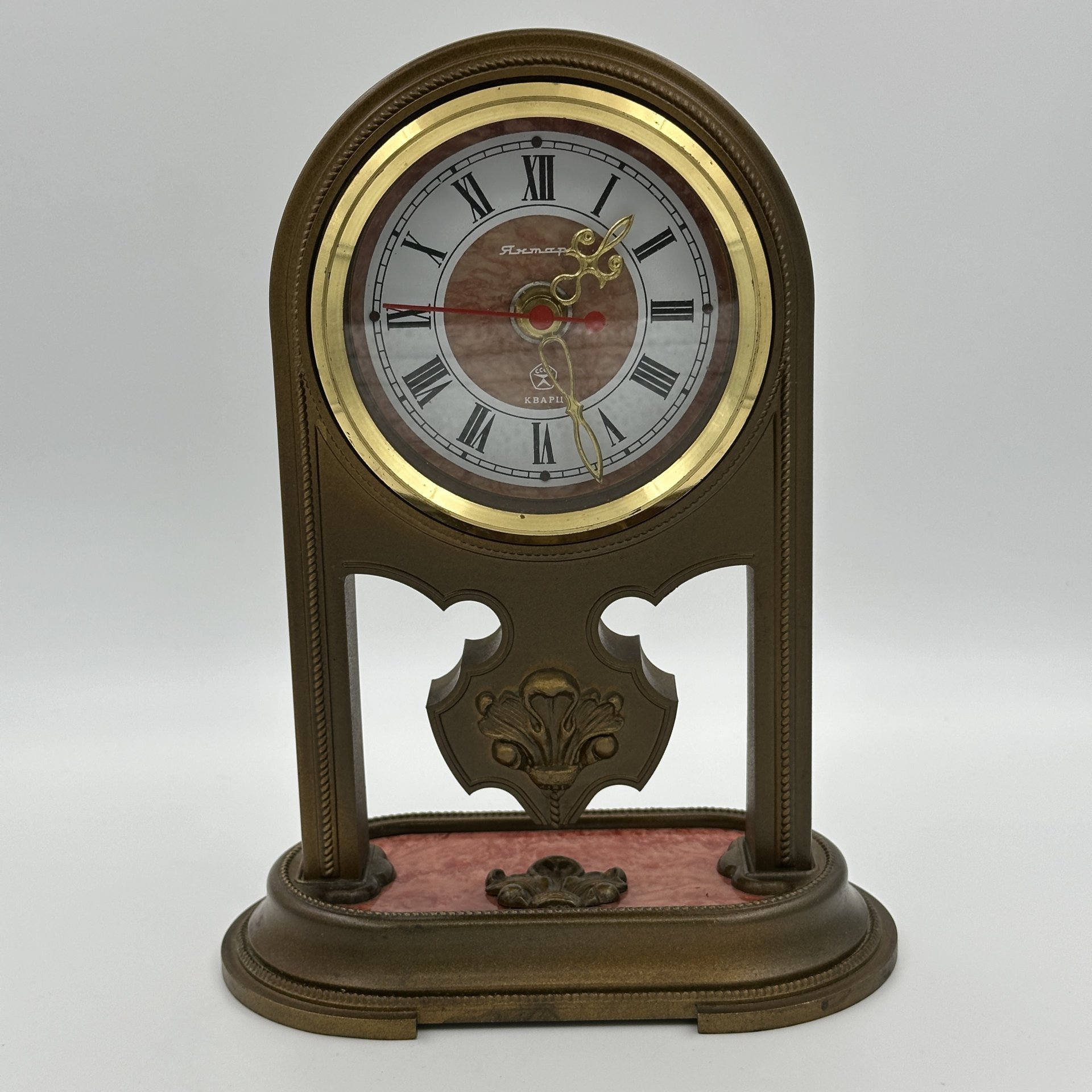 Часы настольные «Янтарь», пластик, металл, стекло, Орловский часовой завод «Янтарь», СССР, 1980-1990 гг.