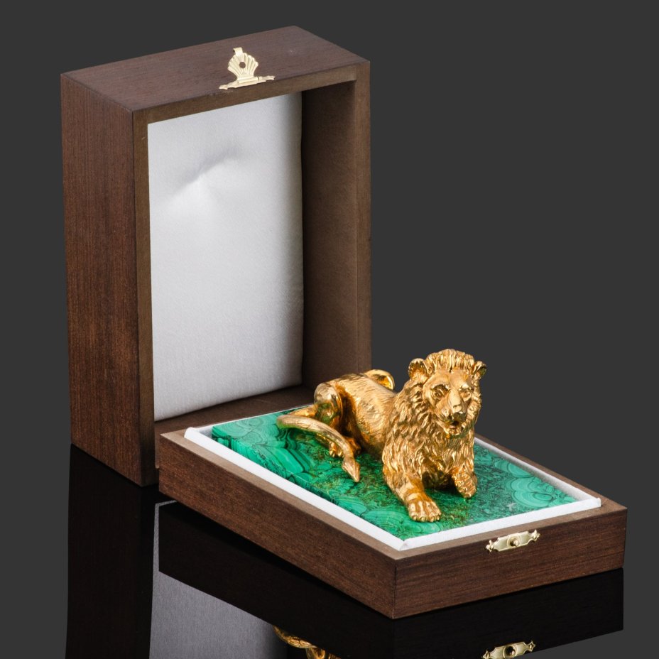 Пресс-папье "Лев" в подарочном футляре, с документами