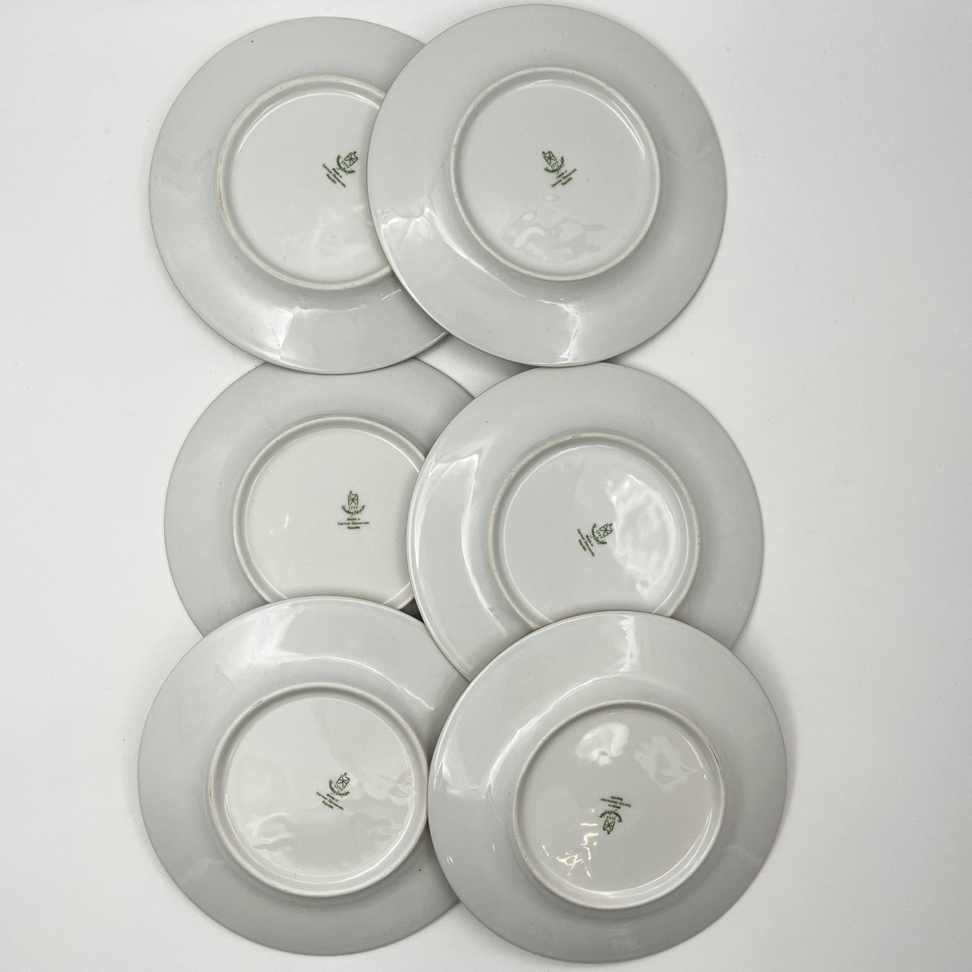 Набор пирожковых (закусочных) тарелок с цветочным декором на 6 персон