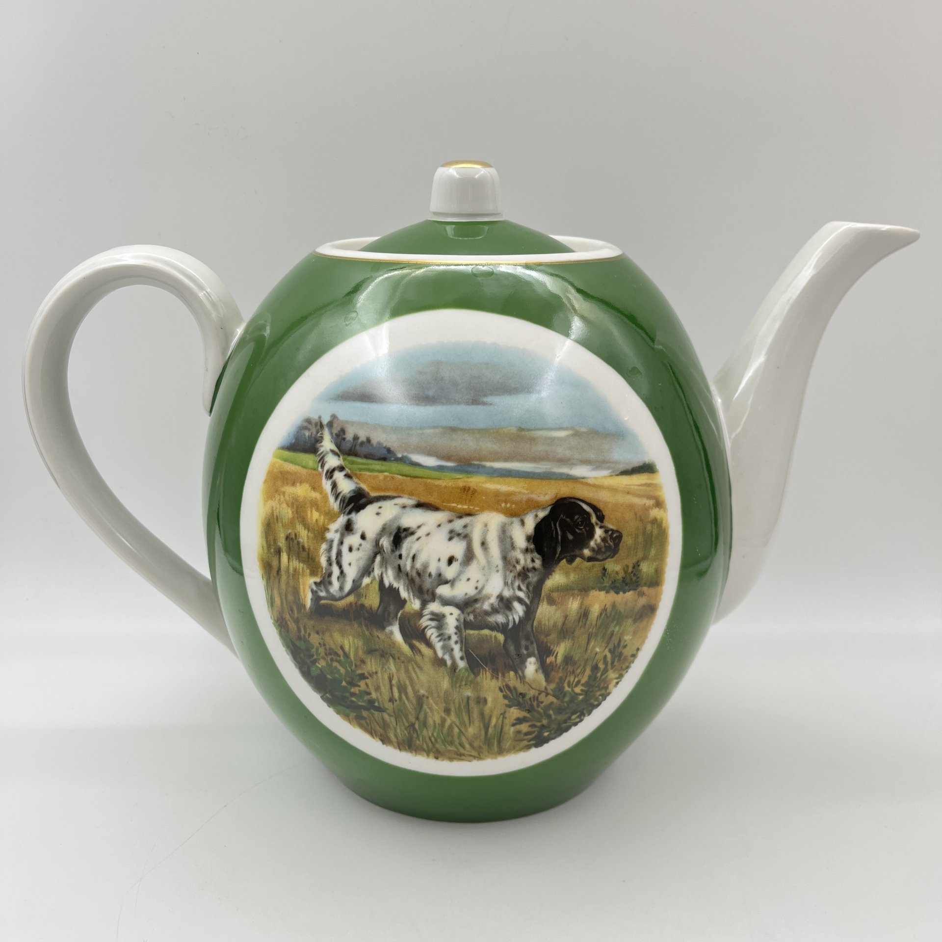 Чайник доливной "Охота", декорированный изображениями собак