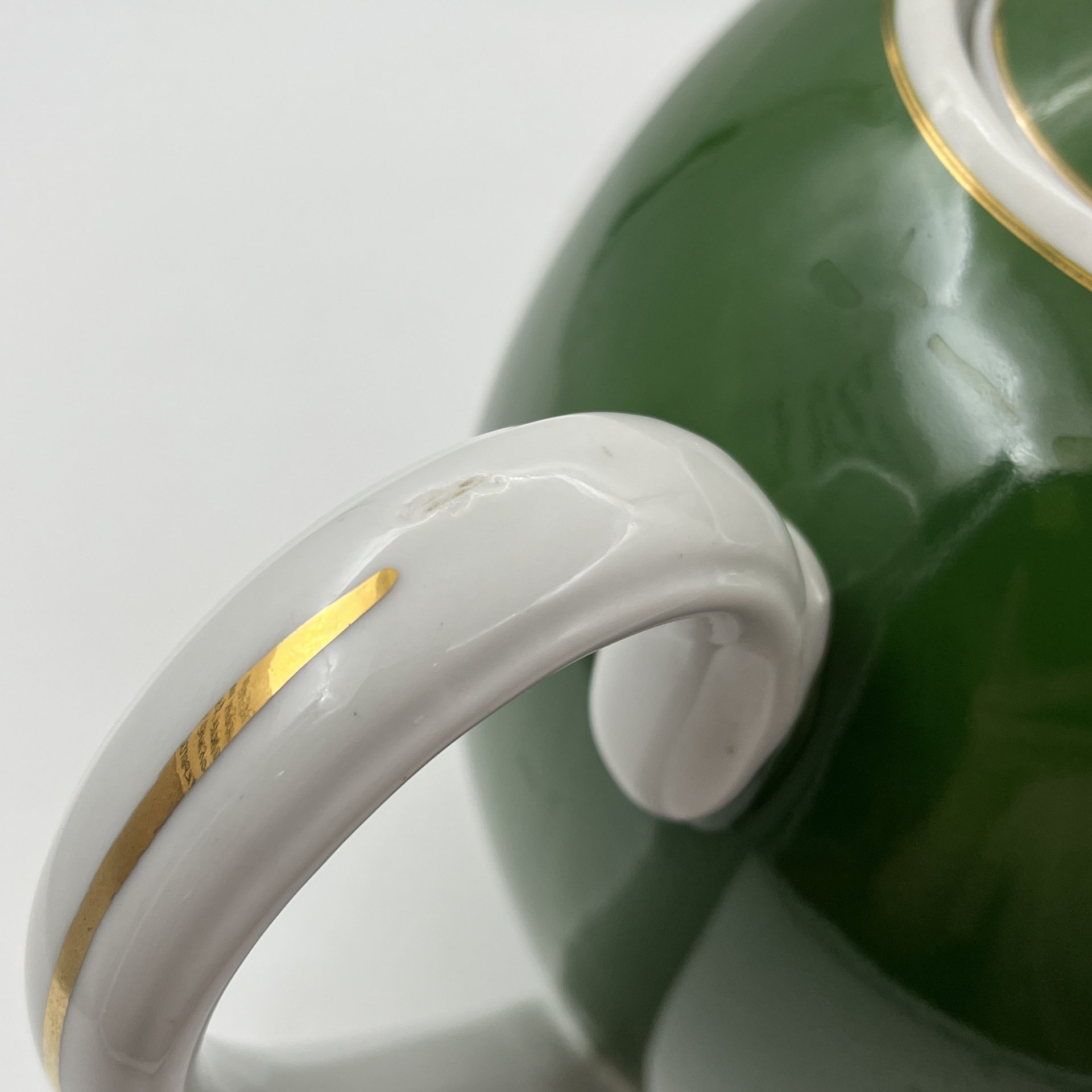 Чайник доливной "Охота", декорированный изображениями собак