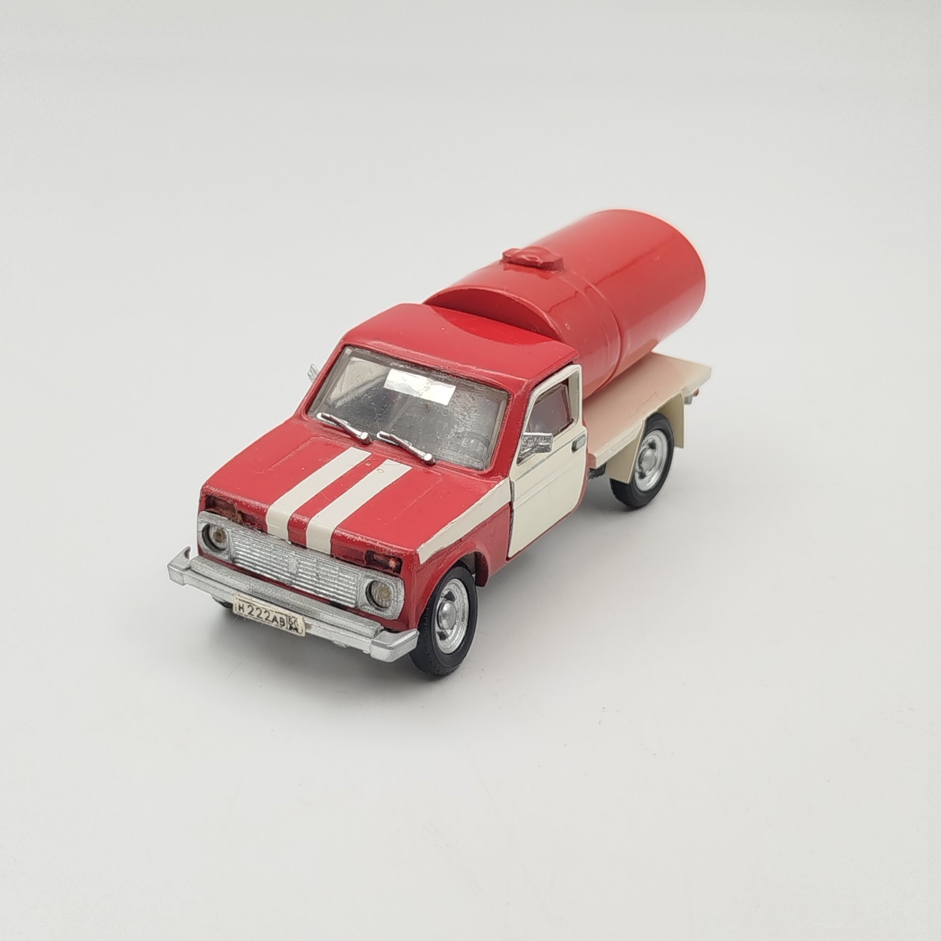 Модель автомобиля "ФВК-2302" (Бизон), авторская модель, металл, пластмасса, Российская Федерация, 1990-2010 гг.