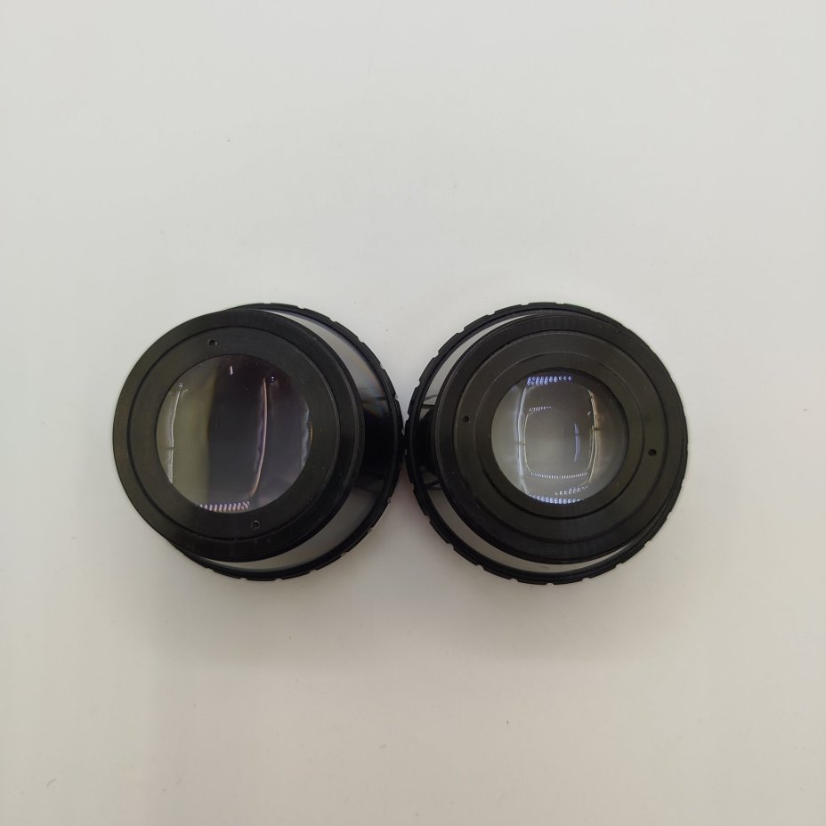 Набор из двух объективов Accura (широкоугольный и телеобъектив) в родной упаковке