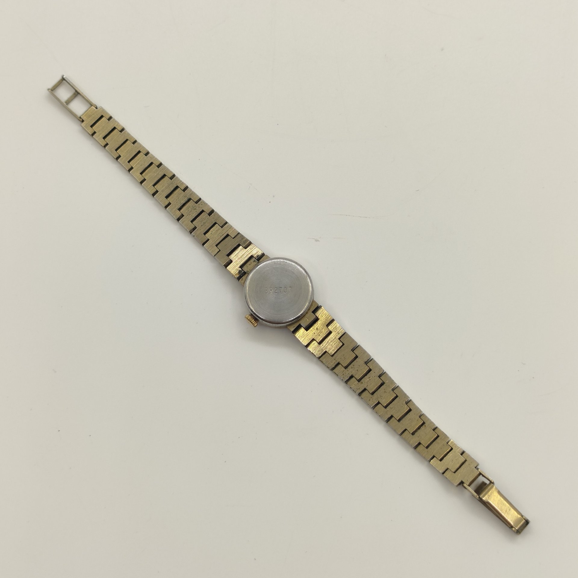 Часы наручные механические "Чайка" (17 камней), в футляре с инструкцией, металл, стекло, золочение, пластмасса, бумага, печать, Угличский часовой завод «Чайка», СССР, 1985 г.