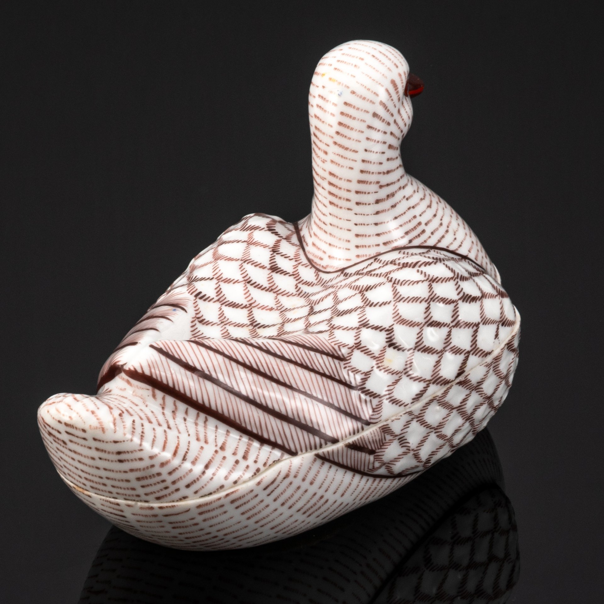 [Редкая роспись] Маслёнка "Утка" в росписи коричневого цвета, частные заводы, фаянс, роспись, Российская империя, 1890-1916 гг.