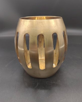 Подсвечник в форме бочонка  для одной свечи