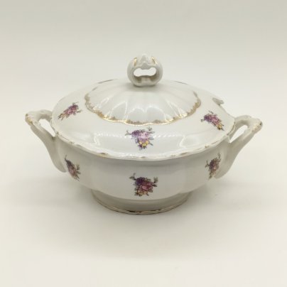 Супница (террина), украшенная цветочным декором, фарфор, деколь, золочение, Коростенский фарфоровый завод (КФЗ), СССР, 1957-1960 гг.