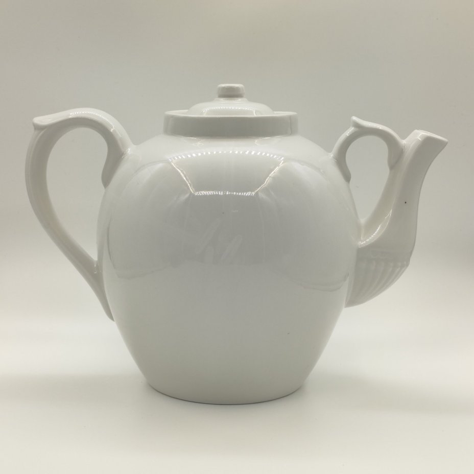 Чайник доливной с рельефным декором