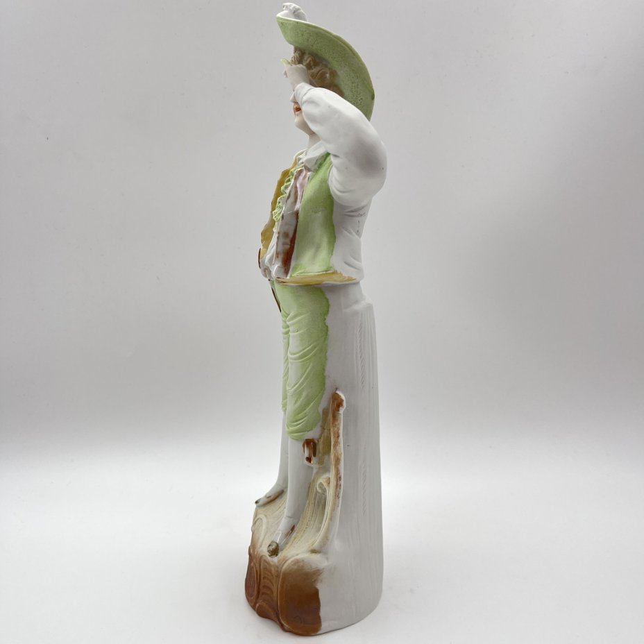 Статуэтка "Путешественник" ("Кавалер с тростью")