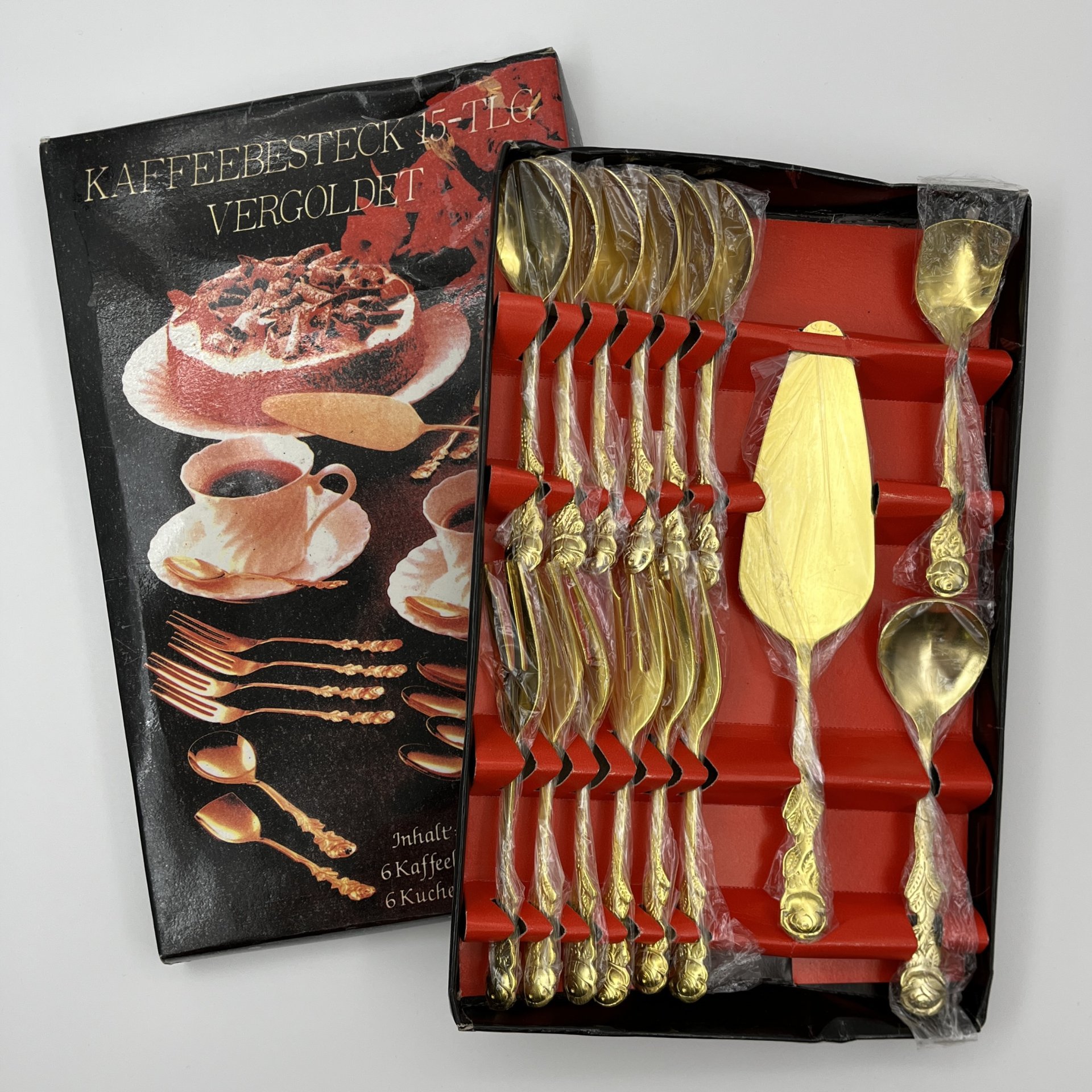 Набор столовых приборов для подачи десерта (15 предметов) с декором в виде цветка розы в оригинальной упаковке, Kaffeebesteck 15-TLG Vergoldet, нержавеющая сталь, золочение, картон