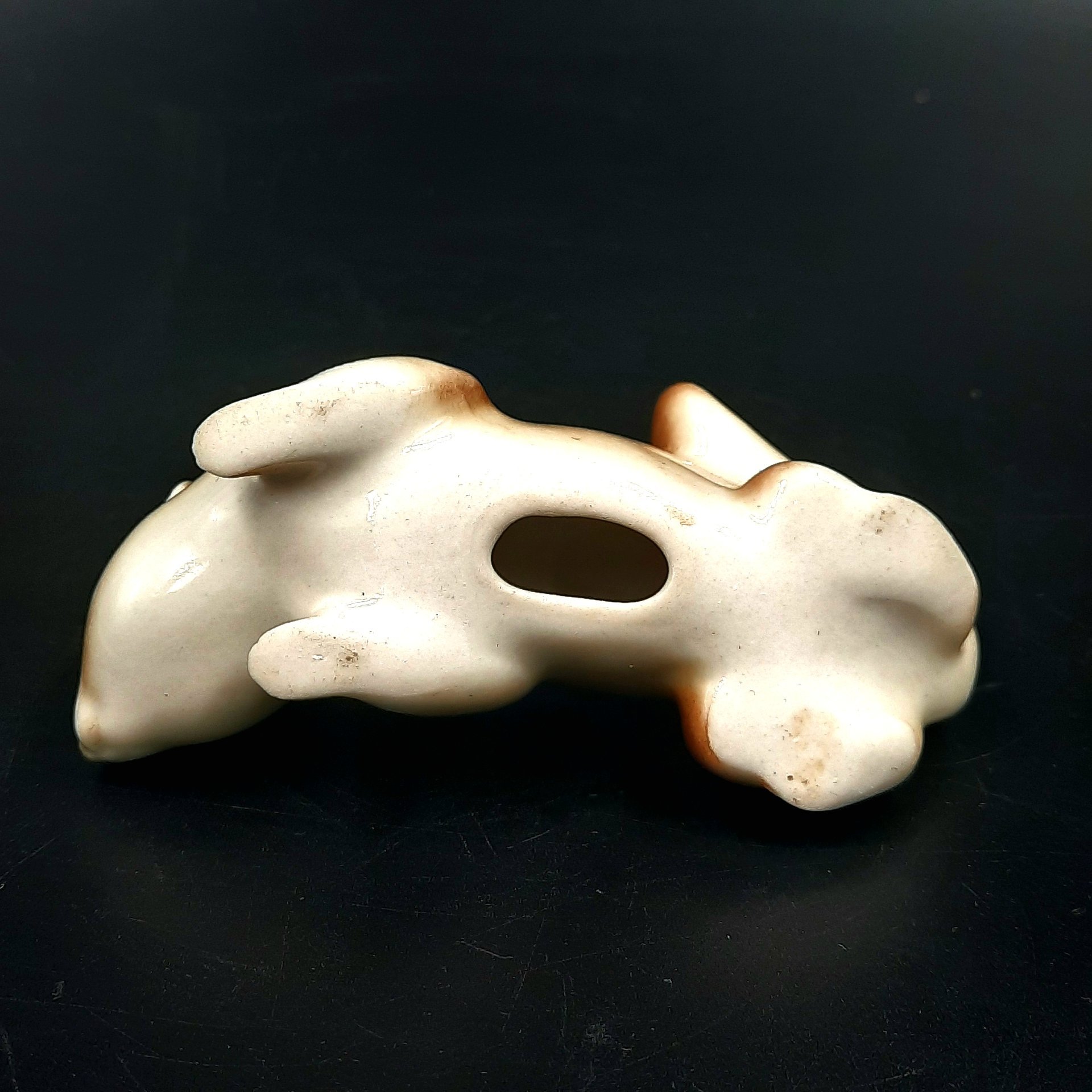 Статуэтка "Бурундук", скульптор П.П. Веселов, фарфор, роспись, Ленинградский фарфоровый завод (ЛФЗ), СССР, 1970-1992 гг., Ленинградский фарфоровый завод (ЛФЗ)