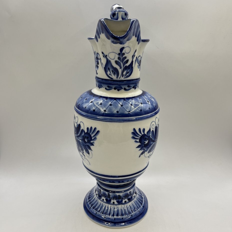 Большой кувшин с декоративной росписью, Гжель