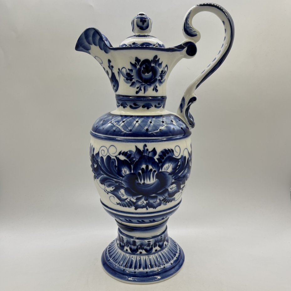 Большой кувшин с декоративной росписью, Гжель